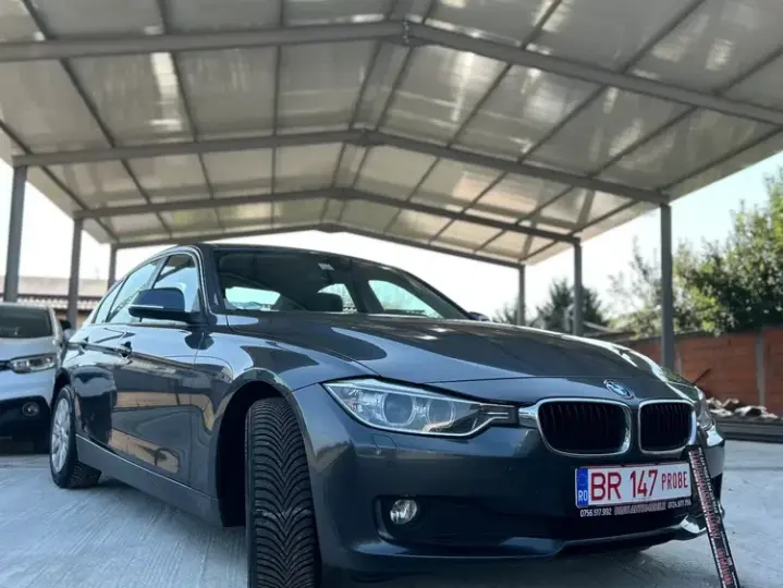 BMW Seria 3 F30/F31/F34 [2011 - 2019] 318d