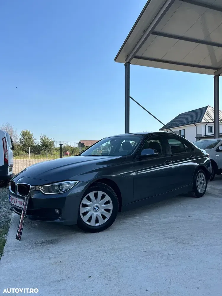 BMW Seria 3 F30/F31/F34 [2011 - 2019] 318d — imagine 2