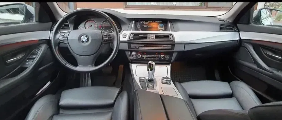 BMW Seria 5 F10/F11/F07 525d Aut. — imagine 3