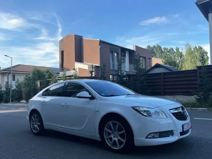 Opel Insignia A
