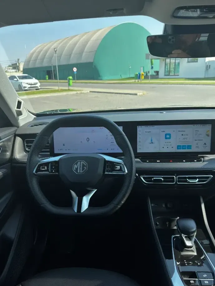 MG EHS Luxury — imagine 2