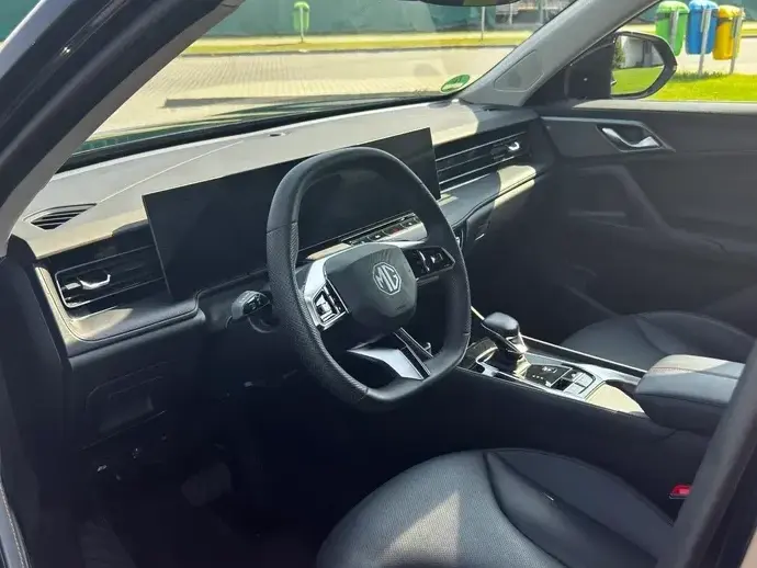 MG EHS Luxury
