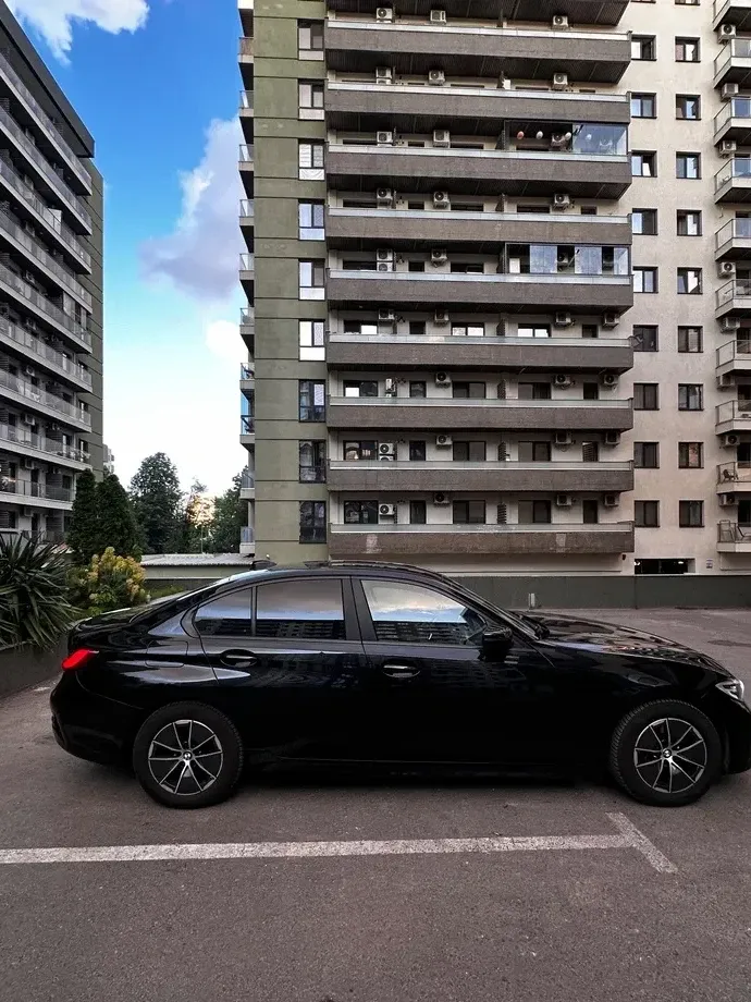 BMW Seria 3 G20/G21 — imagine 3