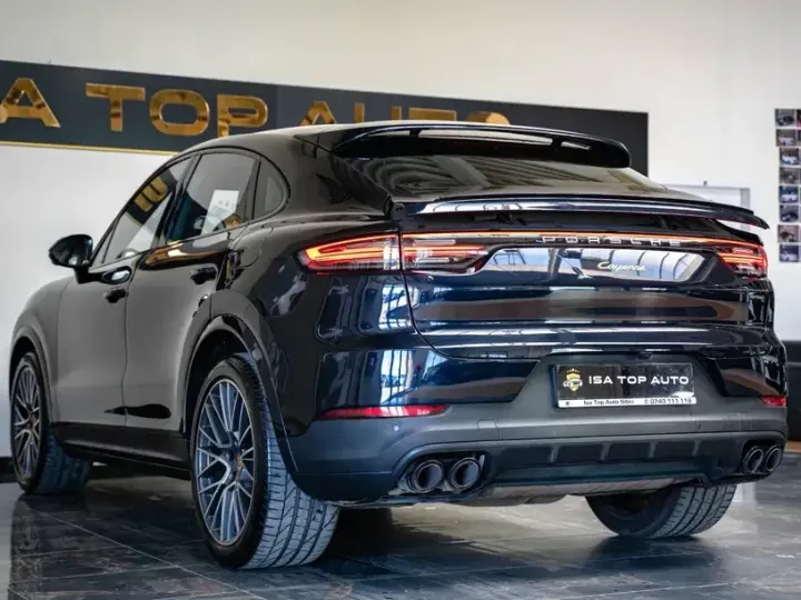 Porsche Cayenne E-Hybrid Tiptronic S