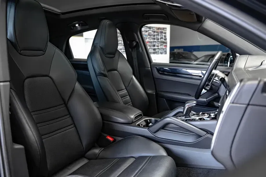 Porsche Cayenne E-Hybrid Tiptronic S — imagine 5