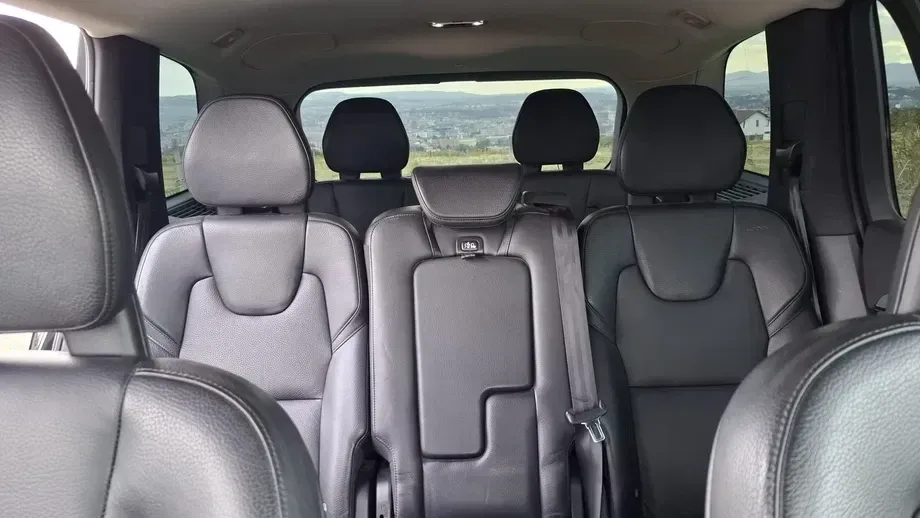 Volvo XC 90 II D5 AWD Geartronic Momentum — imagine 3