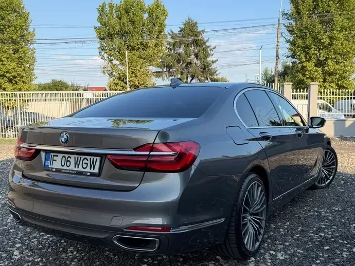 BMW Seria 7 G11/G12 730d xDrive