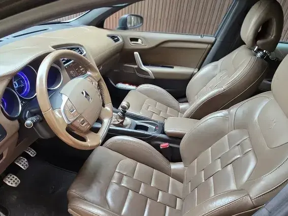 Citroën DS4 THP 200 SportChic
