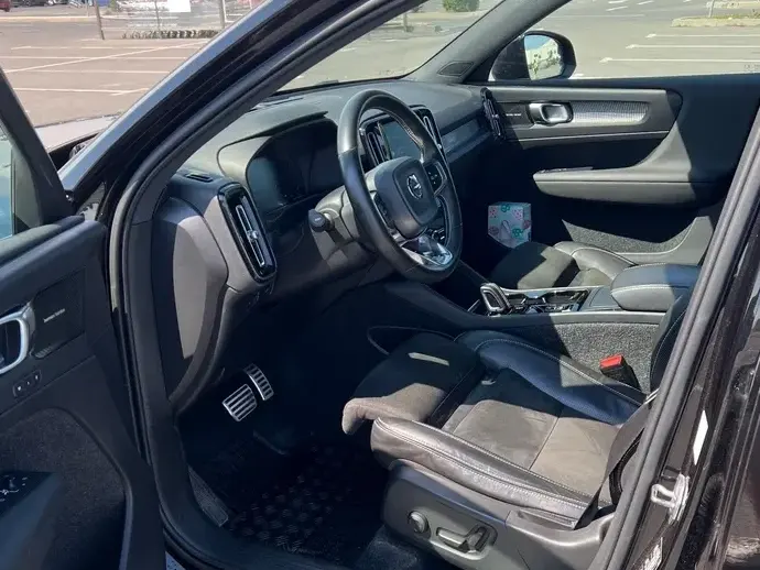 Volvo XC 40 T5 AWD Geartronic R-Design