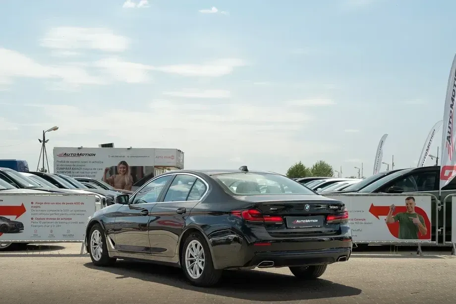 BMW Seria 5 530i xDrive AT MHEV — imagine 3