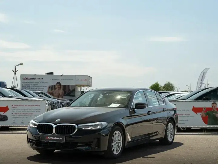 BMW Seria 5 530i xDrive AT MHEV