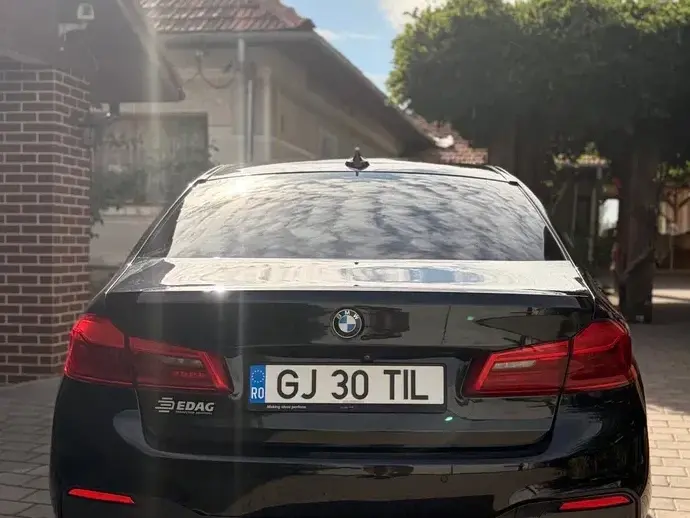 BMW Seria 5 G30/G31 520d xDrive AT