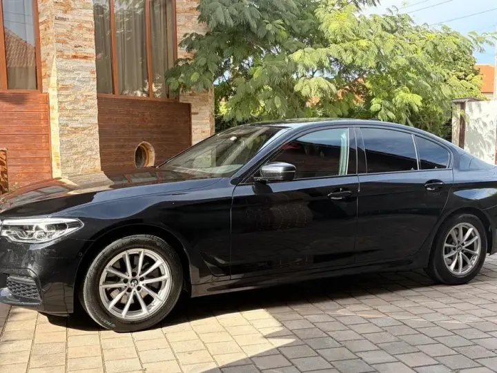 BMW Seria 5 G30/G31 520d xDrive AT