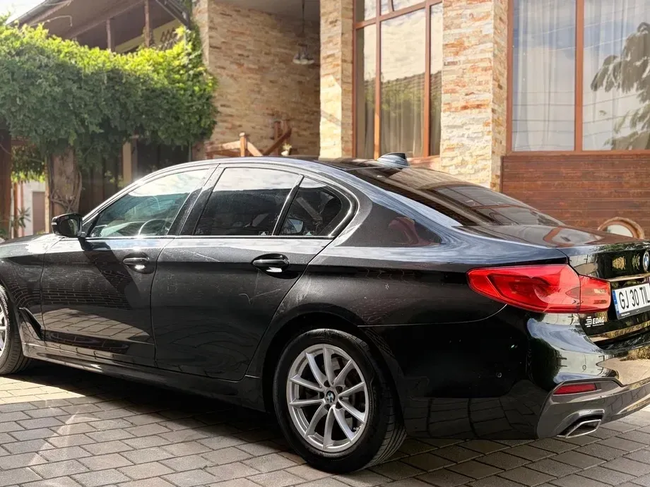BMW Seria 5 G30/G31 520d xDrive AT — imagine 4