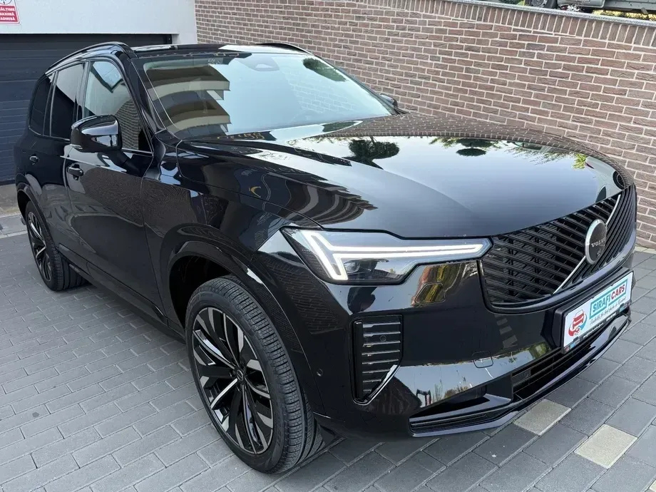 Volvo XC 90 Recharge T8 AWD Ultimate Dark — imagine 5