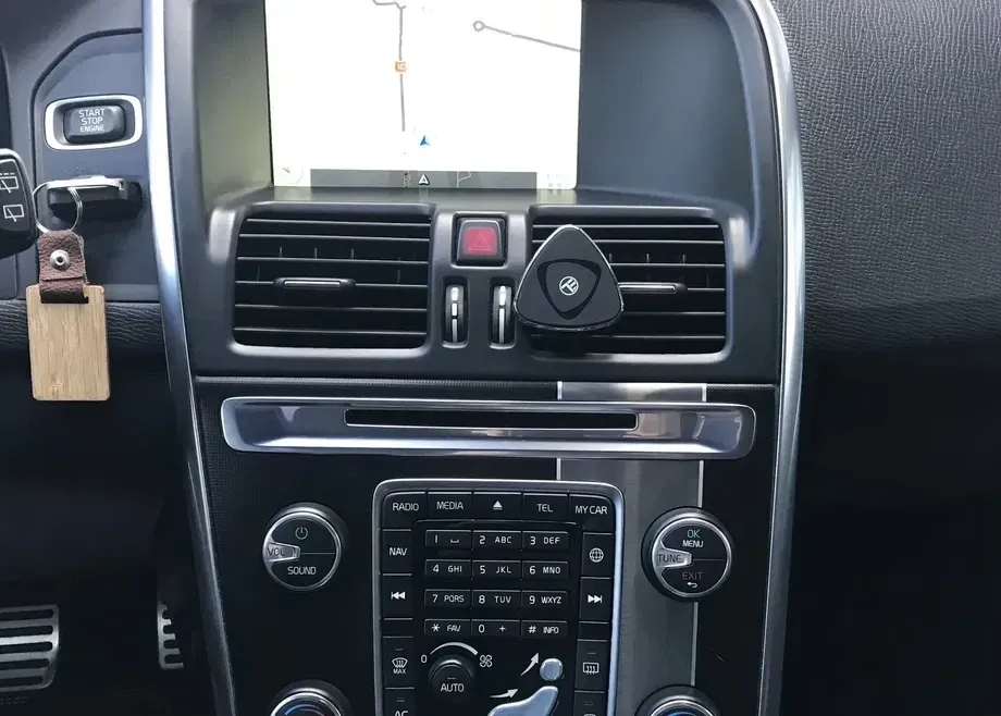 Volvo XC 60 I D4AWD R-Design — imagine 6