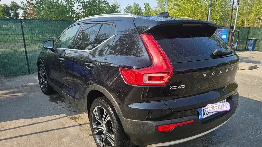 Volvo XC 40 Recharge T5 Twin Engine AT7 Inscription Expression — imagine 6