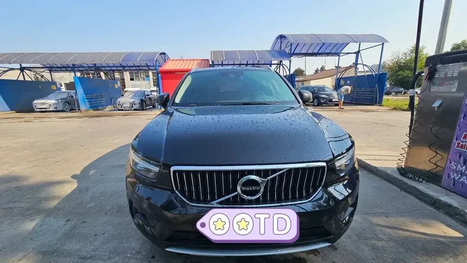 Volvo XC 40 Recharge T5 Twin Engine AT7 Inscription Expression — imagine 2