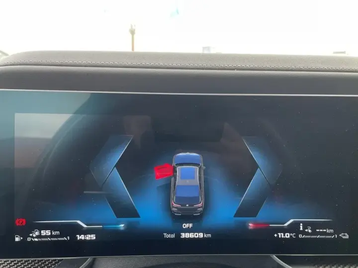 BMW M7 M760e xDrive AT PHEV