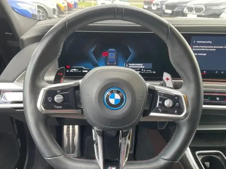 BMW M7 M760e xDrive AT PHEV