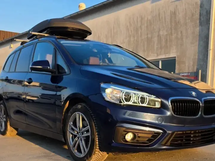 BMW Seria 2 216d Aut. Advantage