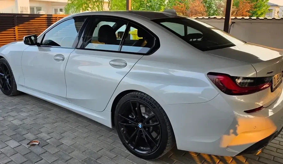 BMW Seria 3 G20/G21 330i xDrive AT — imagine 3