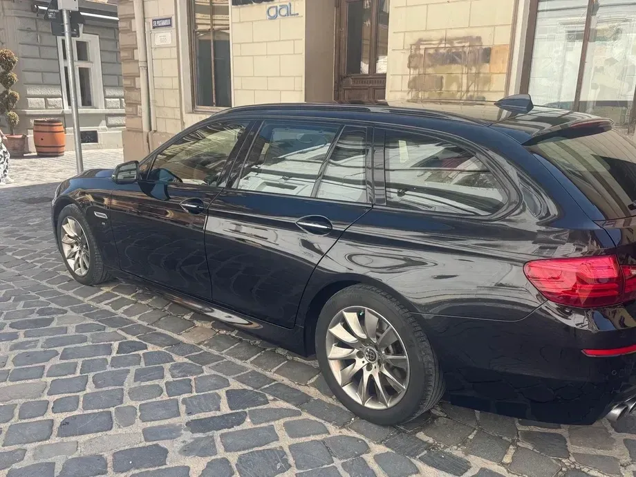 BMW Seria 5 F10/F11/F07 530d xDrive AT — imagine 5