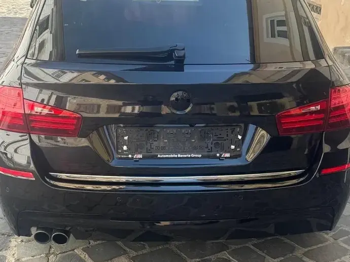 BMW Seria 5 F10/F11/F07 530d xDrive AT