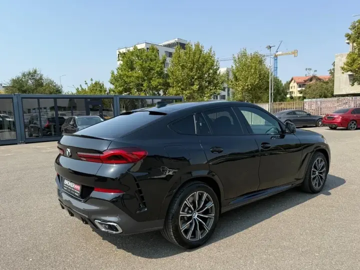 BMW X6 xDrive30d AT MHEV