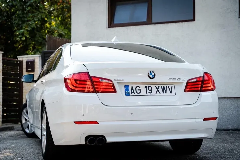 BMW Seria 5 F10/F11/F07 — imagine 3