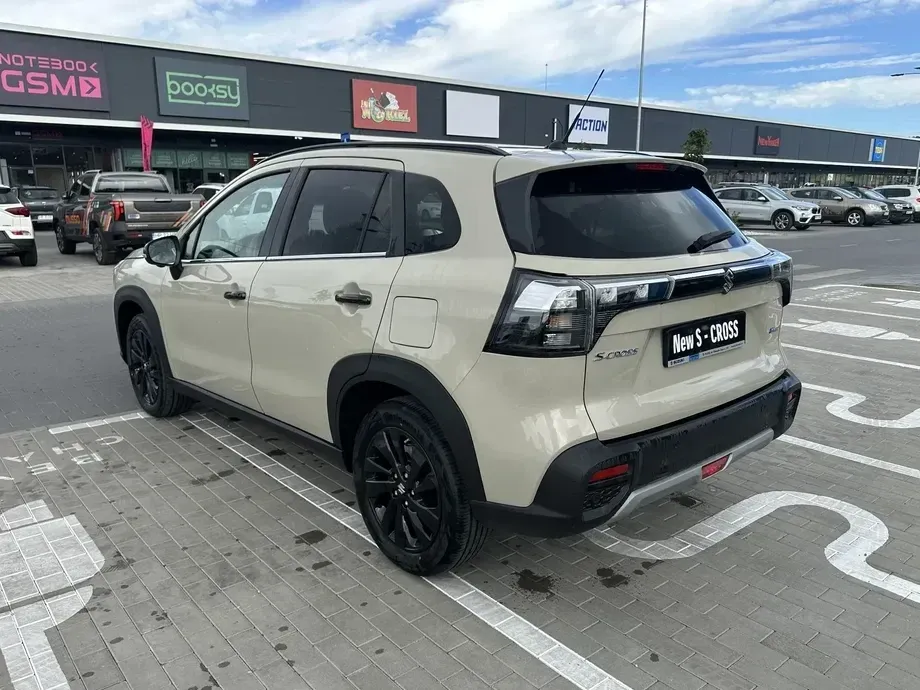 Suzuki S-Cross 1.4 Boosterjet MHEV AllGrip AT6 Luxus — imagine 4