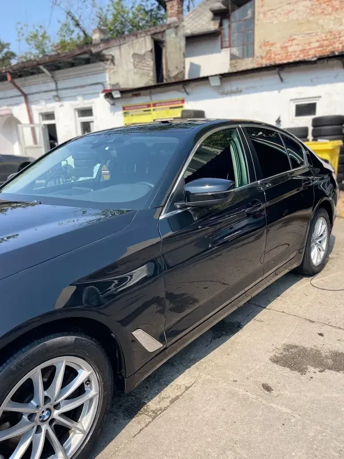 BMW Seria 5 G30/G31 520d EfficientDynamics Edition AT — imagine 4