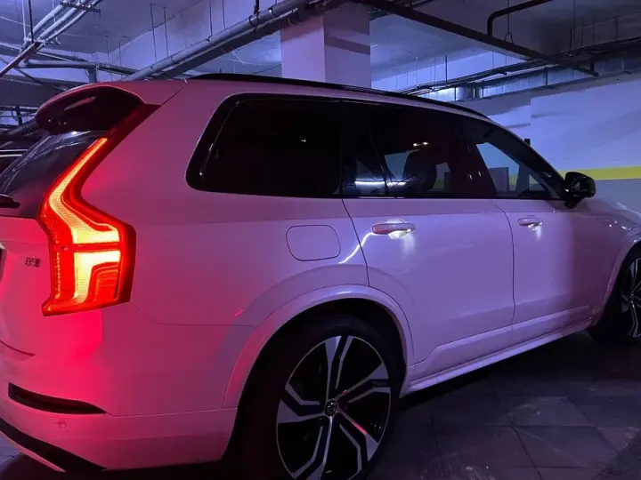 Volvo XC 90 II B5 MHEV AWD 5 locuri R-Design