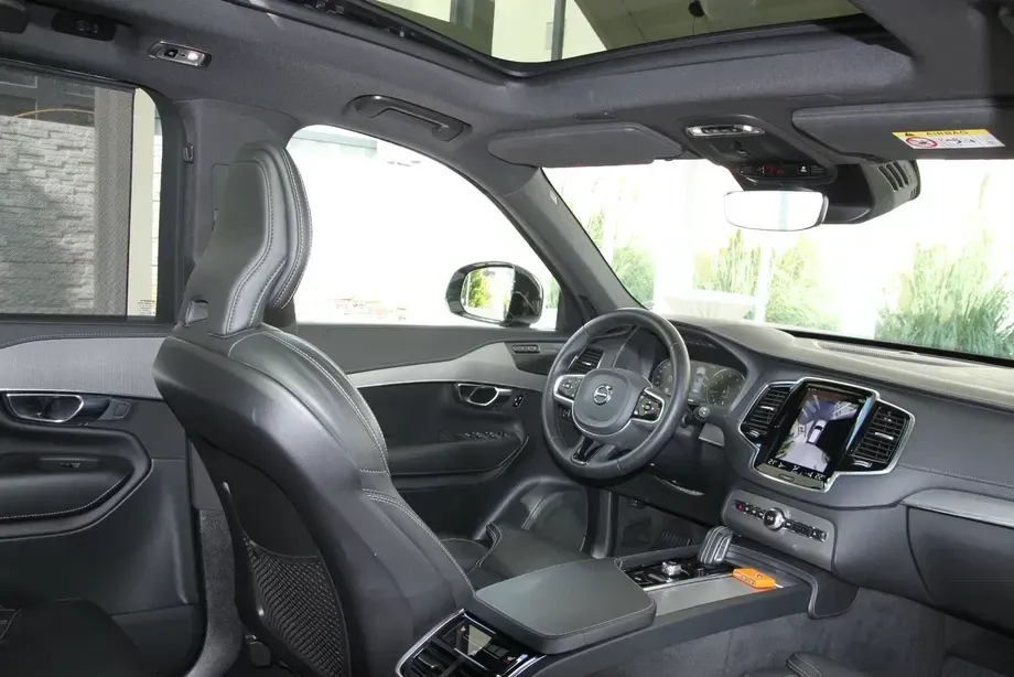 Volvo XC 90 II B5 MHEV AWD 5 locuri R-Design — imagine 4