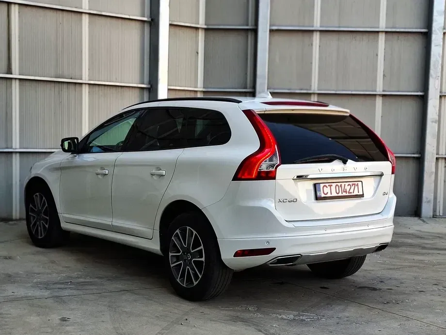 Volvo XC 60 I D4 VEA Start-Stop Ocean Race — imagine 3