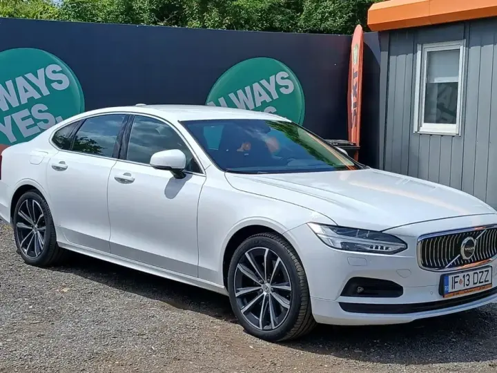 Volvo S90 B4 MHEV AT Plus Bright