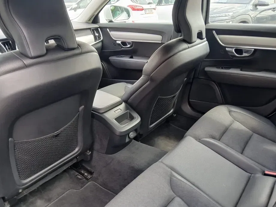 Volvo S90 B4 MHEV AT Plus Bright — imagine 6