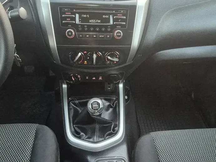 Nissan Navara III