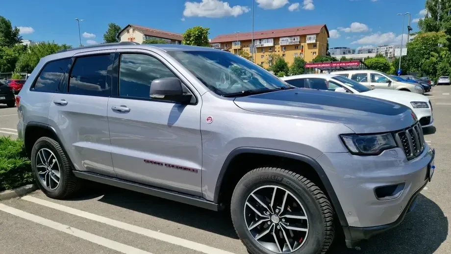 Jeep Grand Cherokee 3.0 TD AT Trailhawk — imagine 2