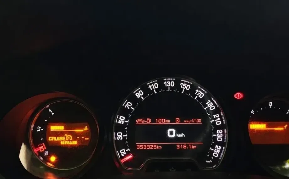 Citroën C5 I 1.6HDi FAP Susp M X — imagine 6