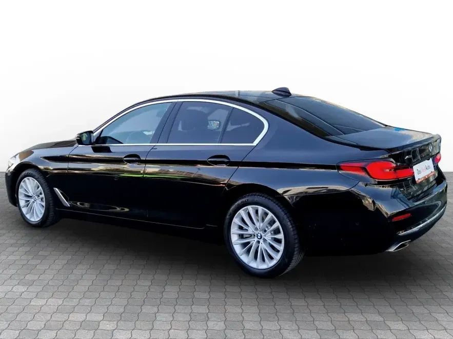 BMW Seria 5 G30/G31 530i xDrive AT — imagine 3