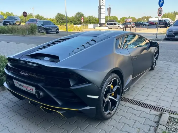 Lamborghini Huracan