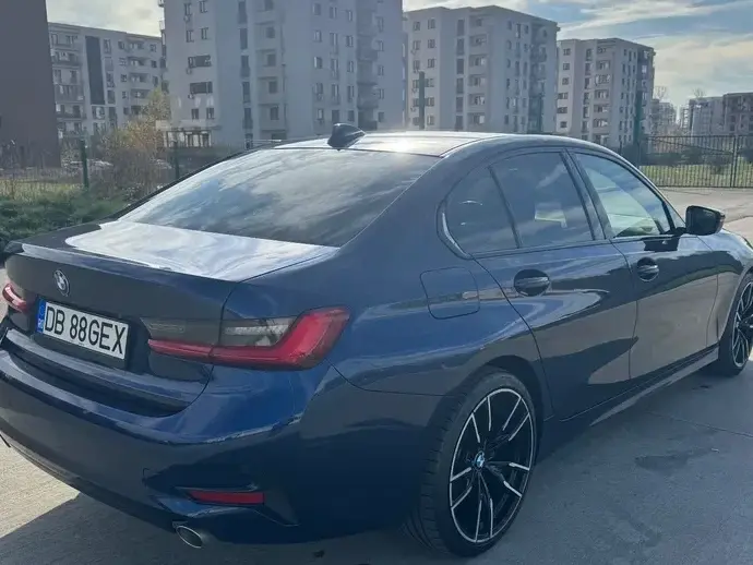 BMW Seria 3 G20/G21 318d Aut. Edition M Sport Shadow