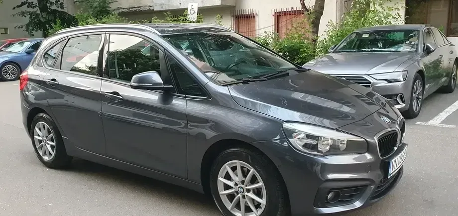 BMW Seria 2 216d Standard — imagine 4