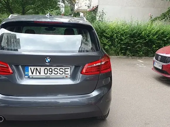 BMW Seria 2 216d Standard