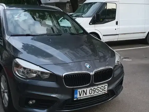 BMW Seria 2 216d Standard