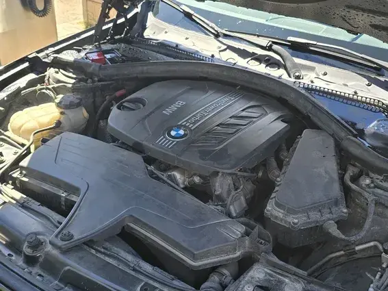 BMW Seria 3 F30/F31/F34 318d