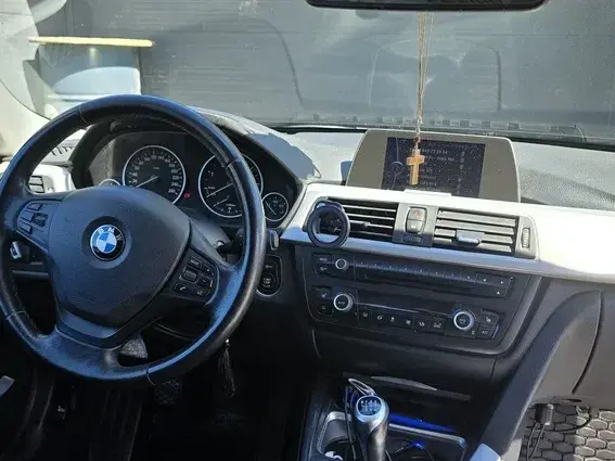 BMW Seria 3 F30/F31/F34 318d