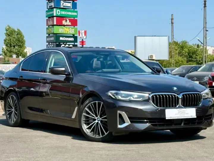 BMW Seria 5 530d xDrive AT MHEV