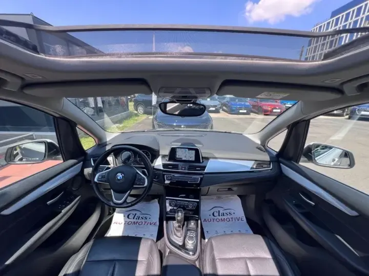 BMW Seria 2 218d AT